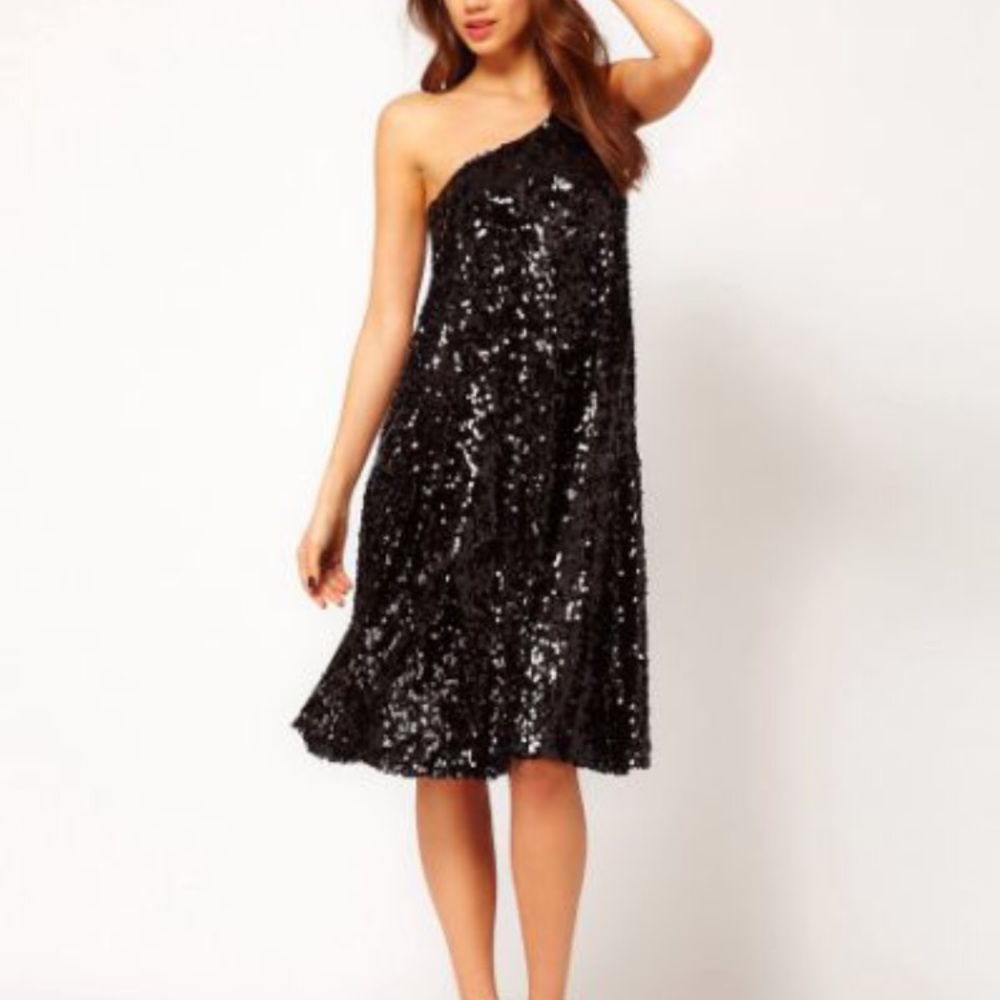 Halston sequin black cocktail dress size 10